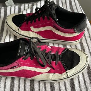 Mens Magenta Vans size 12